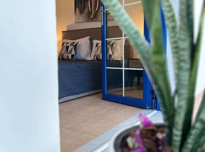 Elefanti Nani Daire Livadia (Tilos)