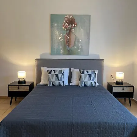 Elefanti Nani * Livadia (Tilos)