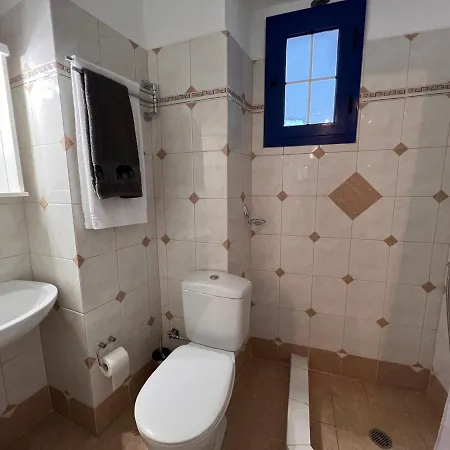 Elefanti Nani * Livadia (Tilos)