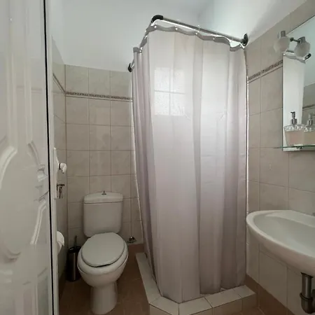 Elefanti Nani * Livadia (Tilos)