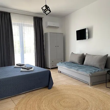 Elefanti Nani Livadia (Tilos)