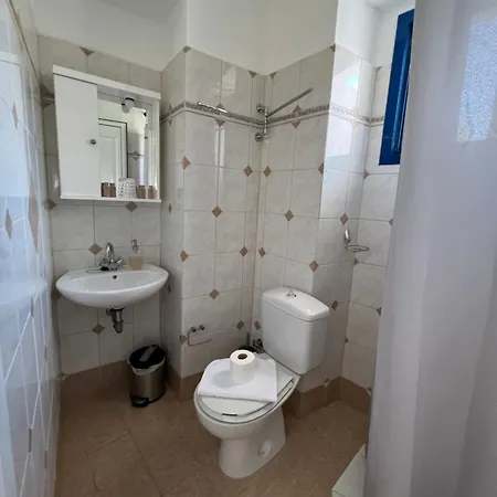 Elefanti Nani * Livadia (Tilos)