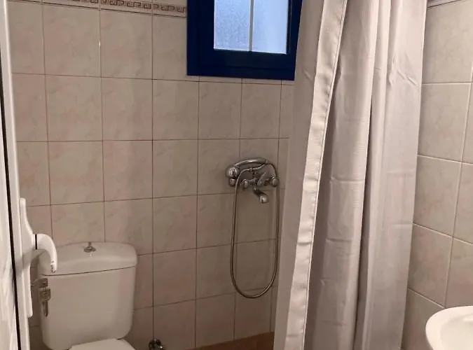 Elefanti Nani Livadia (Tilos)