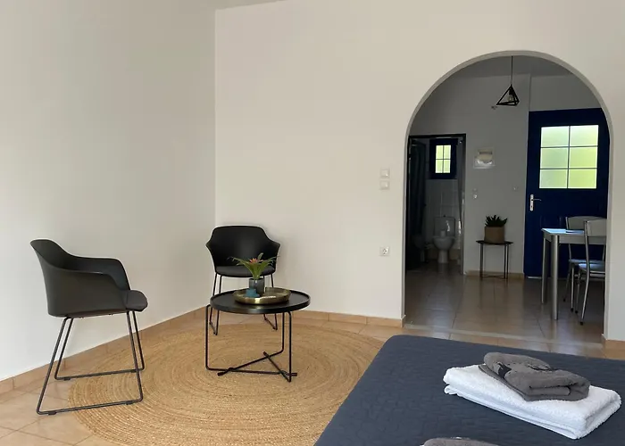 Elefanti Nani * Livadia (Tilos)